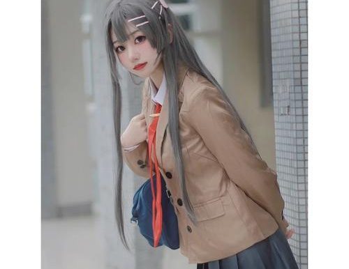 麻衣学姐出装顺序攻略